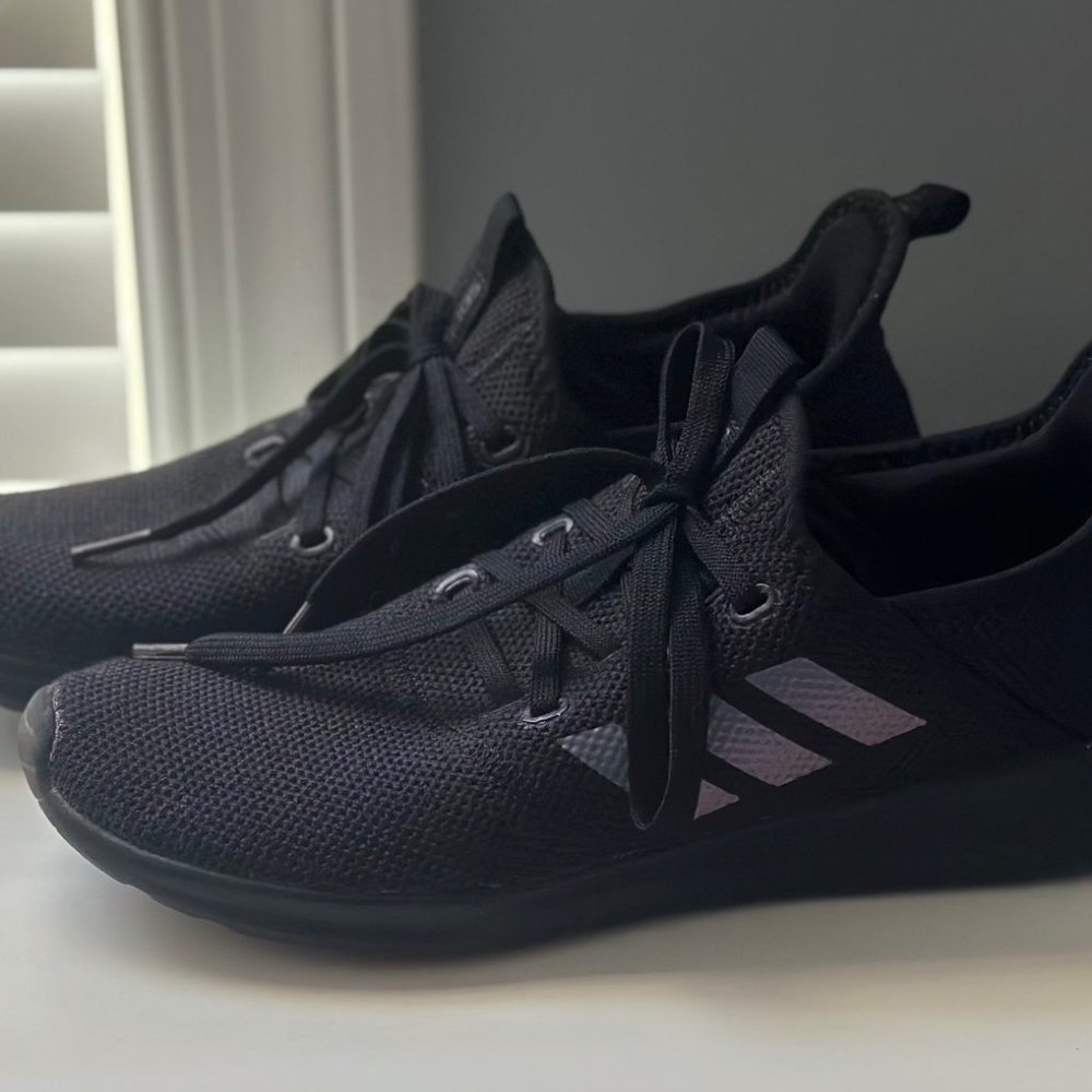 ADIDAS Cloudfoam Running Sneakers, Womens US 9